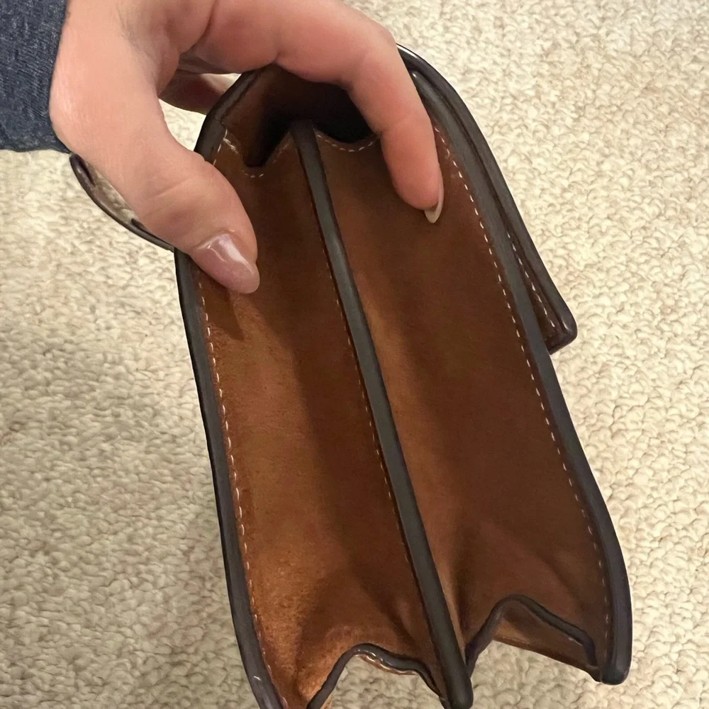 Tory Burch Brown Leather Shoulder Bag - Picture 4 of 16